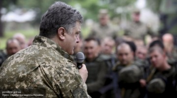 Порошенко заявил, что флот спас юг Украины «от захвата» бегством из Крыма