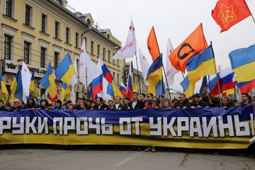 Почему русские поддерживают украинских националистов? Что важнее гражданство или национальность?