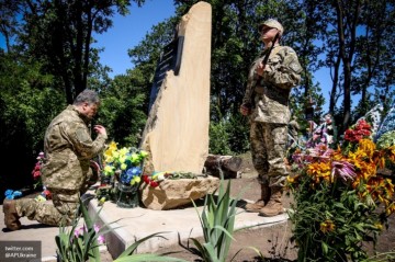 Военный психоз: как Порошенко готовит Украину к большой бойне в Донбассе