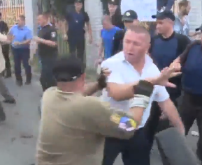 Это уже даже не Янукович, это Гитлер какой-то получается