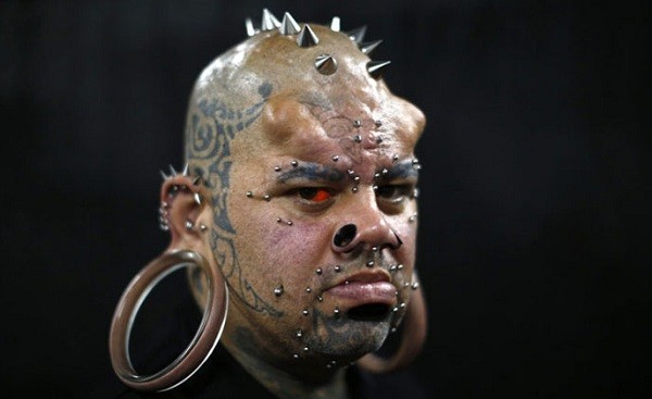 Не окунайтесь в дерьмо - потом не отмоетесь! (+18)