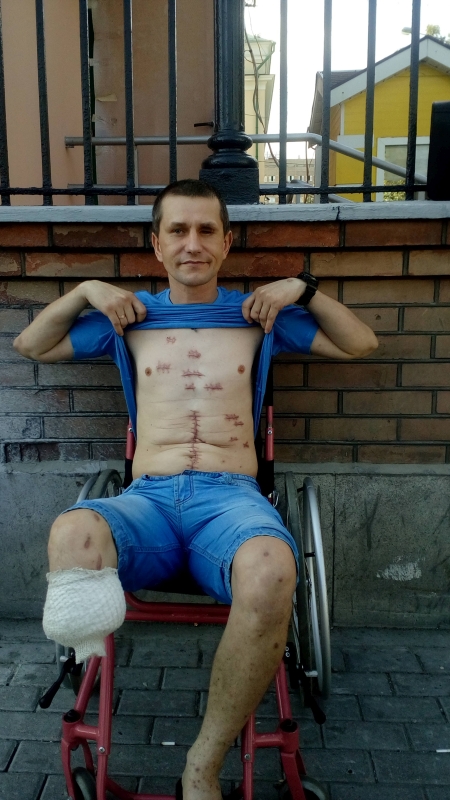 Боец ЛНР накрыл собой гранату. Спас жену и сына Боец ЛНР накрыл собой гранату. Спас жену и сына