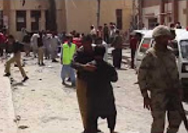 При взрыве в пакистанской больнице погибли более 90 человек