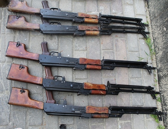 Сотрудники МГБ ЛНР выявили закладку для украинской ДРГ (ФОТО) Сотрудники МГБ ЛНР выявили закладку для украинской ДРГ (ФОТО)