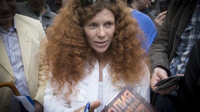 Журналистку Латынину облили фекалиями в Москве