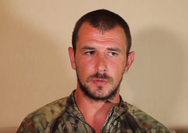 Алексей "Сентябрь" из батальона "Чебурашка" ВС ДНР о двух вариантах выбора дончан: кандалы или оружие