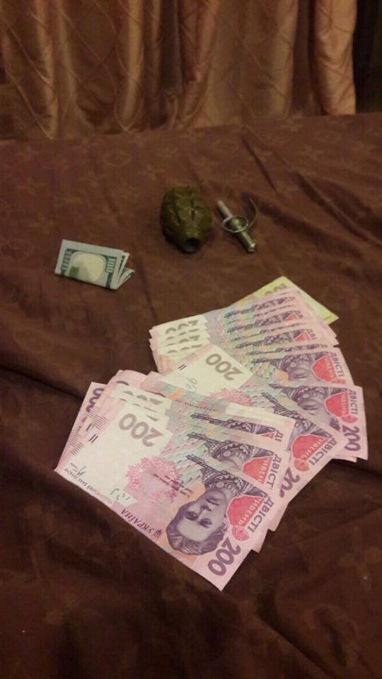 Замначальника погранзаставы “Волноваха” задержали за сбыт наркотиков военным Замначальника погранзаставы “Волноваха” задержали за сбыт наркотиков военным