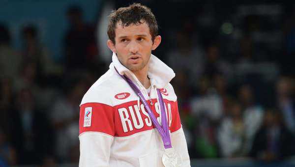 Погибшего российского борца Кудухова хотят лишить серебра Олимпиады в Лондоне