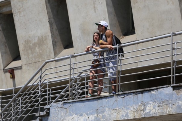 Некогда славный и крупнейшый речморвокзал Украины покрывается паутиной и зарастает травой