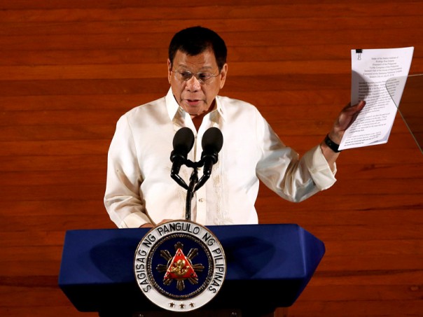 На улицах Филиппин по призыву нового президента массово убивают наркодельцов и наркоманов На улицах Филиппин по призыву нового президента массово убивают наркодельцов и наркоманов