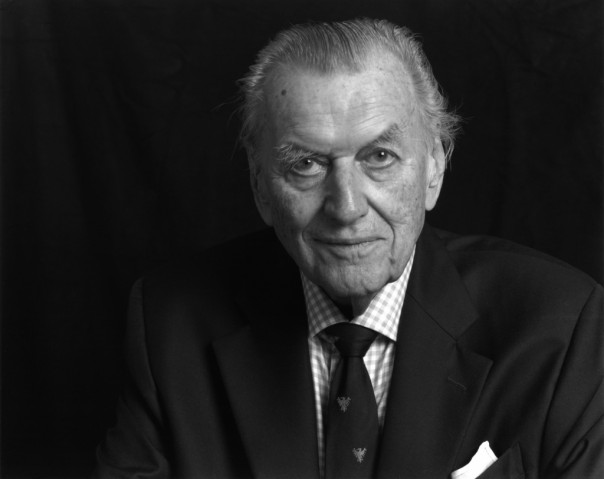 Президент РФ наградил орденом Александра Невского князя Дмитрия Романова