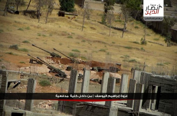 Охота на головорезов в Сирии и Ираке, битва за Алеппо, штурм артиллерийской базы, сводка Сирийской войны | Подборка видео с Ближневосточного фронта Охота на головорезов в Сирии и Ираке, битва за Алеппо, штурм артиллерийской базы, сводка Сирийской войны | Подборка видео с Ближневосточного фронта