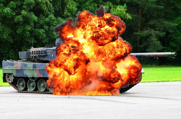 Натовские разработчики посыпают головы пеплом от танков, подбитых российским оружием