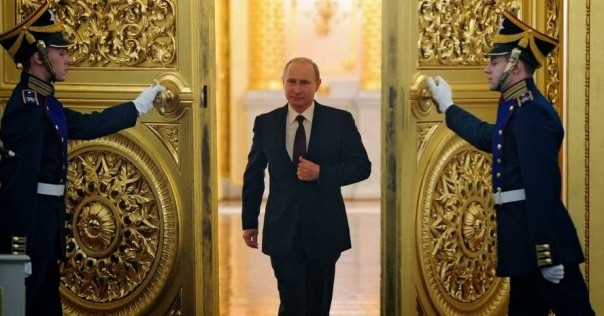 «Владимир Путин готовит преемника?». О чём шепчутся либеральные СМИ