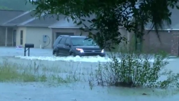 Луизиана оказалась во власти бушующей стихии