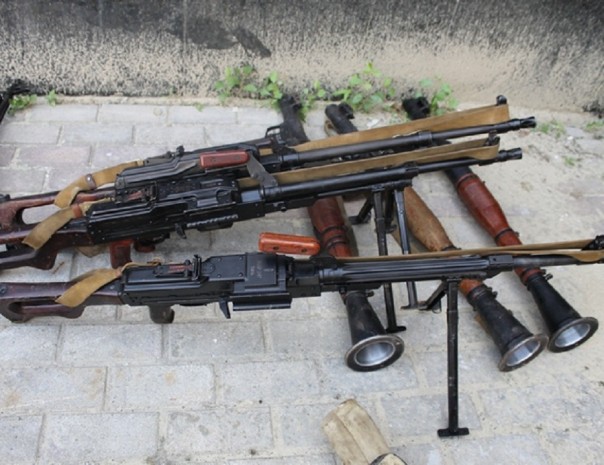 Сотрудники МГБ ЛНР выявили закладку для украинской ДРГ (ФОТО) Сотрудники МГБ ЛНР выявили закладку для украинской ДРГ (ФОТО)