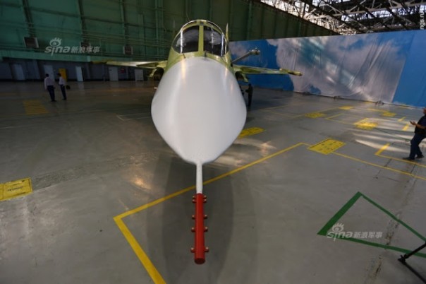 В Новосибирске состоялась выкатка сотого самолёта Су-34 В Новосибирске состоялась выкатка сотого самолёта Су-34