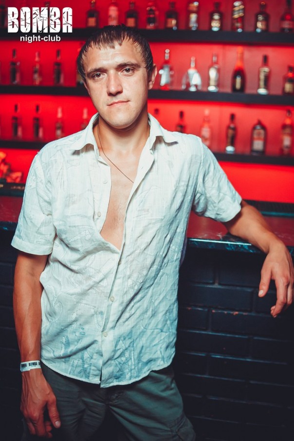 Night club "Бомба" (Тернополь) и его посетители (Не реклама) 18+ Night club "Бомба" (Тернополь) и его посетители (Не реклама) 18+