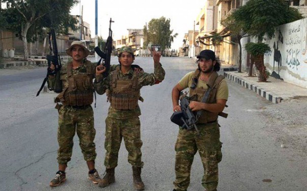 Джараблус пал | Военная обстановка под Алеппо | Подборка видео с Ближневосточного фронта 24.08.2016 Джараблус пал | Военная обстановка под Алеппо | Подборка видео с Ближневосточного фронта 24.08.2016