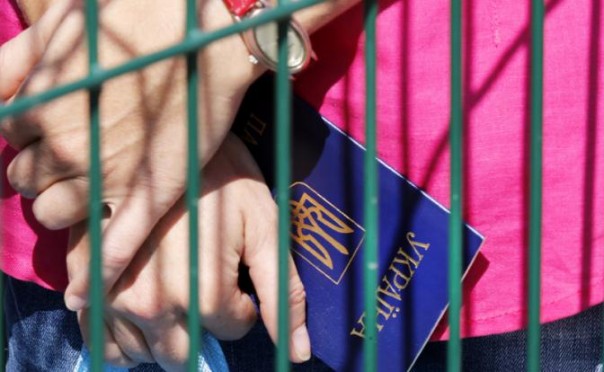 Галицкие патриоты спешат выехать на заработки к “агрессору” до введения визового режима