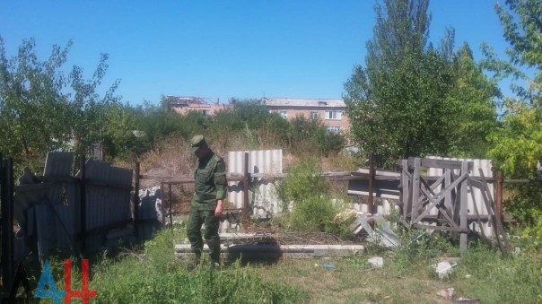 Сводка от МО ДНР 29 августа 2016 года. Ранены четверо мирных жителей, двое военнослужащих ДНР, более 30 домостроений повреждено за сутки обстрелами