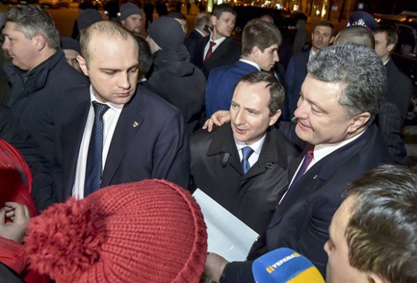 Кто на новенького? Кто на новенького?