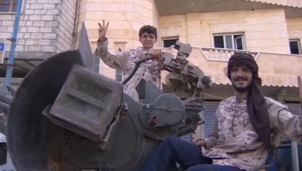 "Щит Евфрата": Вашингтон не определился, с кем дружить