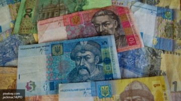 Стала известна официальная зарплата президента Порошенко