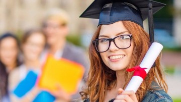 Кабмин Украины планирует оставить студентов без стипендий