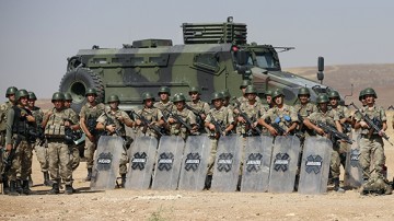 Турция готовится к закрытию границы с Сирией