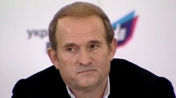 Медведчук рассказал, как упрямство Киева затягивает войну в Донбассе