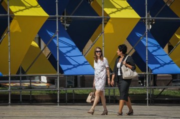 «Чому нам не дают грошей?» Что простые украинцы думают о кредитах МВФ