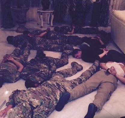 В Одессе неизвестные захватили отель с заложниками В Одессе неизвестные захватили отель с заложниками