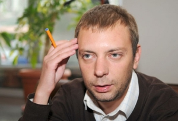 Спикера “Правого сектора” одёрнули за русский язык в эфире ТВ