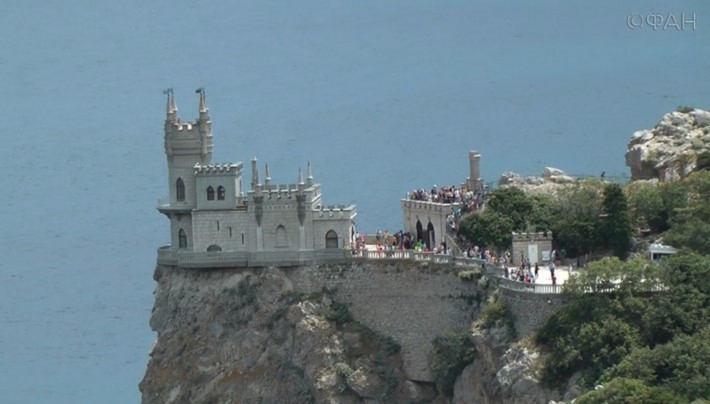 Украина через суд потребует от России компенсацию за Крым Украина через суд потребует от России компенсацию за Крым