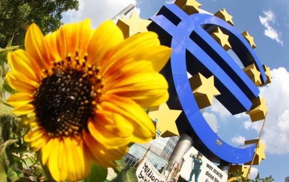 Экс-президент Польши опасается, что скоро всем будет не до Украины  