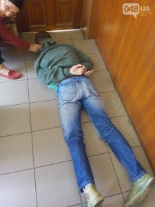 Галопом по Одессе и ее окрестностям: До пошедшего в услужение хунте Трухана дотянулись длинные руки "патриотов". Или "предателей никто не лю..... Галопом по Одессе и ее окрестностям: До пошедшего в услужение хунте Трухана дотянулись длинные руки "патриотов". Или "предателей никто не лю.....