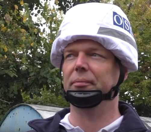 Хуг посетил участок разведения сил у Станицы Луганской в Донбассе