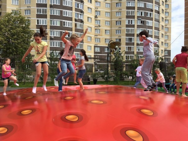 Островок социализма в Подмосковье - совхоз имени Ленина Островок социализма в Подмосковье - совхоз имени Ленина