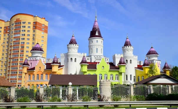 Островок социализма в Подмосковье - совхоз имени Ленина Островок социализма в Подмосковье - совхоз имени Ленина