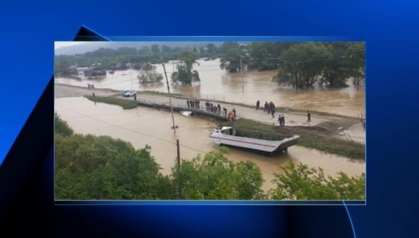 В Приморье утонул КамАЗ с командой спасателей, погиб начальник ГУ МЧС Приморья