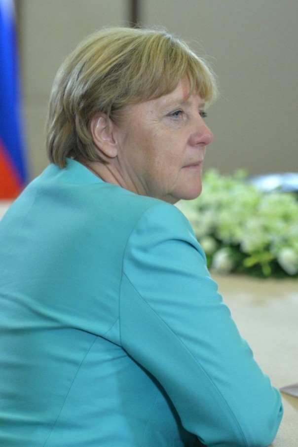 Путин подколол невыспавшуюся Меркель – остались ли у неё силы на Украину?