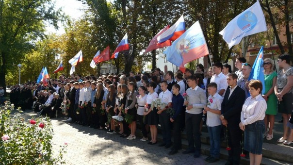 Сводка от НМ ЛНР 5 сентября 2016 года. Плотницкий считает международным признанием внесение чиновников ЛНР в санкционные списки США Сводка от НМ ЛНР 5 сентября 2016 года. Плотницкий считает международным признанием внесение чиновников ЛНР в санкционные списки США