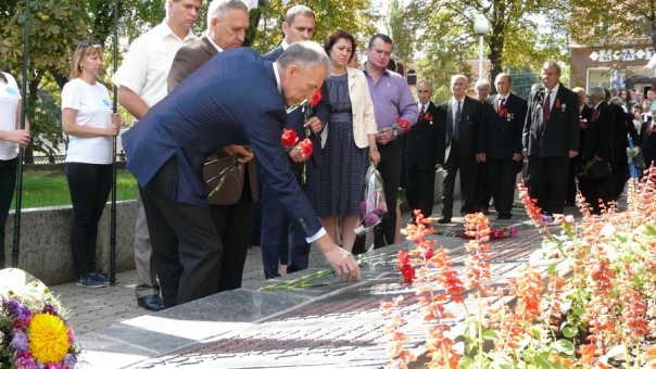 Сводка от НМ ЛНР 5 сентября 2016 года. Плотницкий считает международным признанием внесение чиновников ЛНР в санкционные списки США Сводка от НМ ЛНР 5 сентября 2016 года. Плотницкий считает международным признанием внесение чиновников ЛНР в санкционные списки США