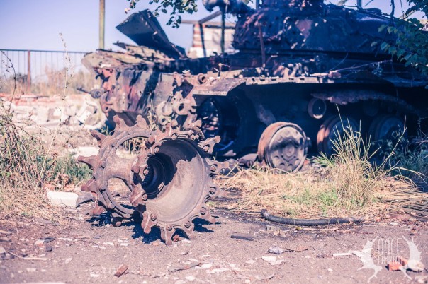 Подбитые украинские Т-64 в Коминтерново и по дороге к нему