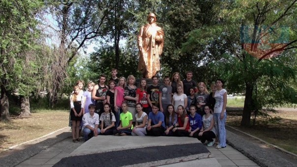 В Донецке проходят праздничные мероприятия в честь Дня освобождения Донбасса В Донецке проходят праздничные мероприятия в честь Дня освобождения Донбасса