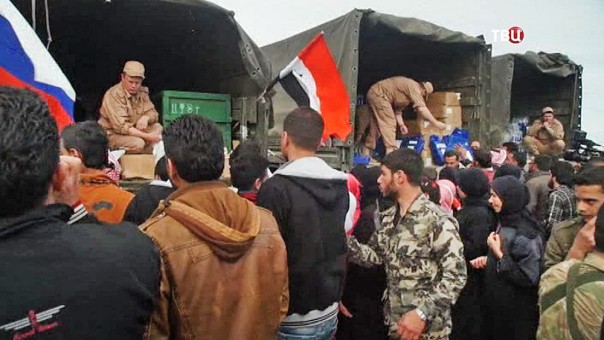 Россия продолжает отправлять гуманитарную помощь в Сирию Россия продолжает отправлять гуманитарную помощь в Сирию