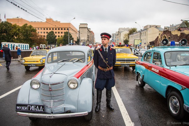 Шокирующие кадры из центра!!! Восстание машин в Москве