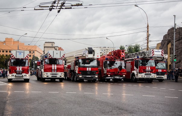 Шокирующие кадры из центра!!! Восстание машин в Москве