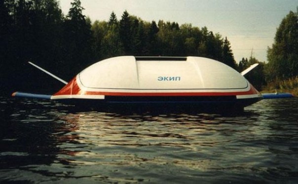 Россия: Летающая тарелка Россия: Летающая тарелка